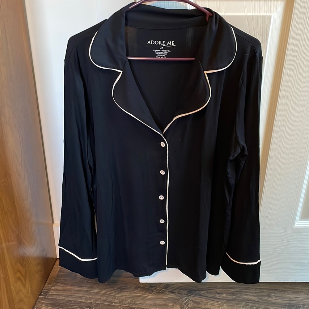 New ladies pajama set by Adore Me, size 0X (XL), black w/white trim.